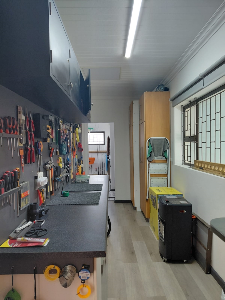 3 Bedroom Property for Sale in Stilbaai Wes Western Cape